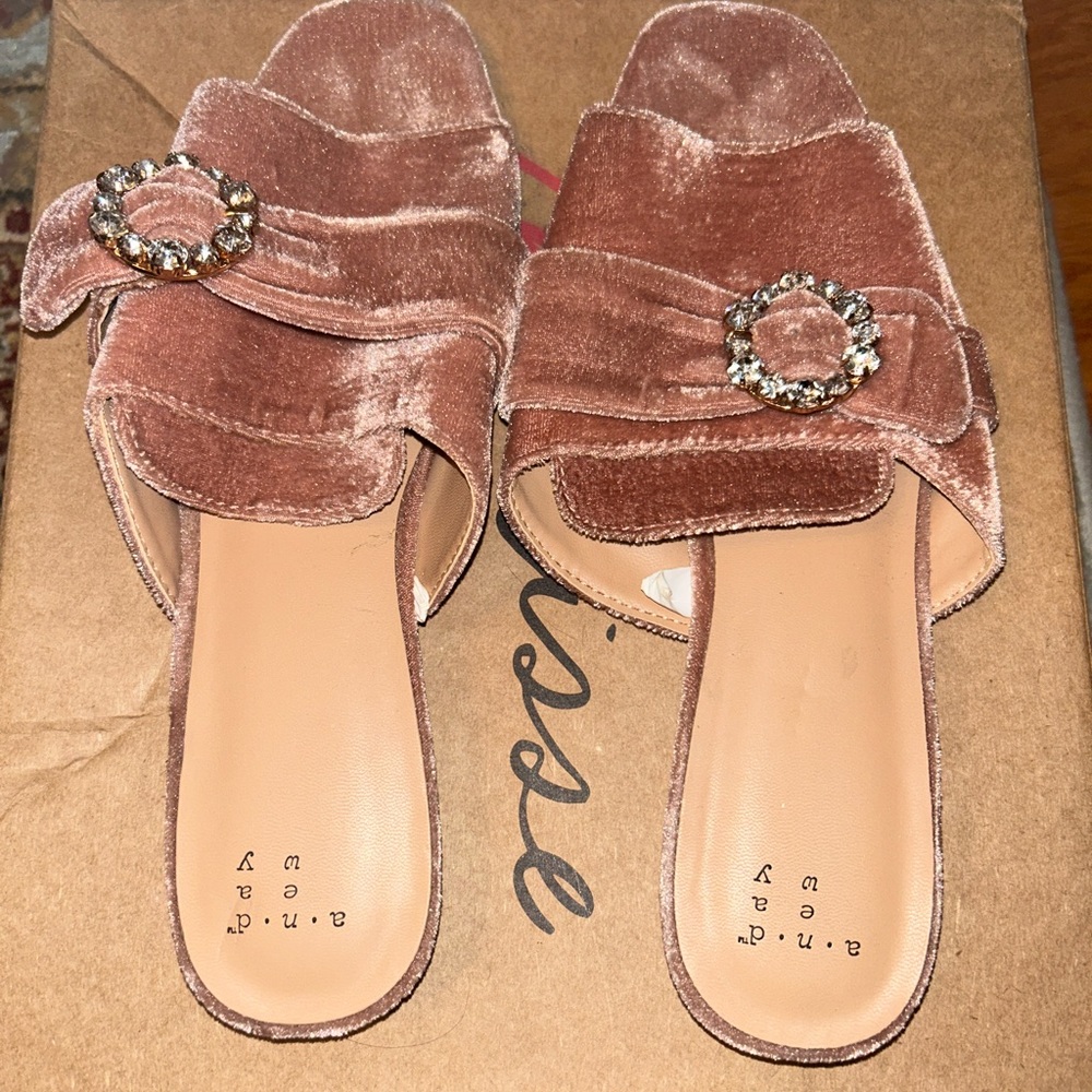 A New Day Pink Velvet Flats, never worn